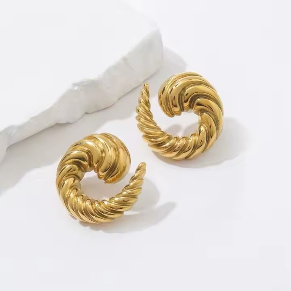 18K Gold Plated Twisted Swirl Earrings*Spiral Earrings*Statement Earrings - Picture 3 of 4